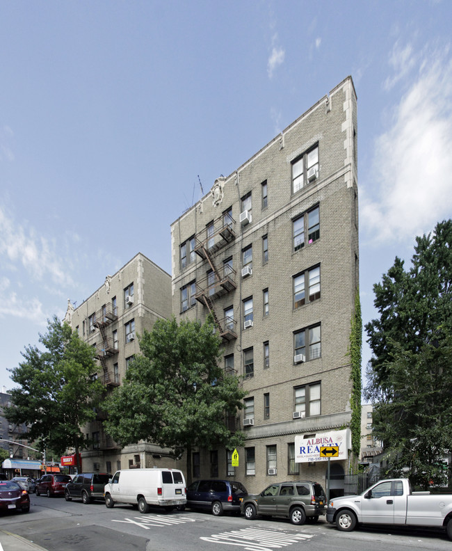 3511 Putnam Pl in Bronx, NY - Foto de edificio - Building Photo