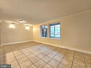 8386B Brockham Dr in Alexandria, VA - Building Photo - Building Photo