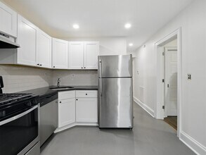 22 Grace St in Jersey City, NJ - Building Photo - Building Photo