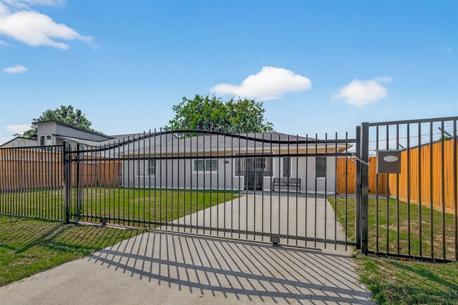 property at 5714 Southwind St