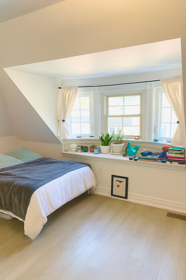 property at 1267 King St W