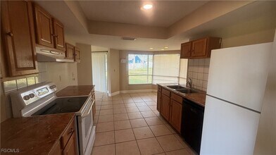 412 Glendale Ave in Lehigh Acres, FL - Building Photo - Building Photo