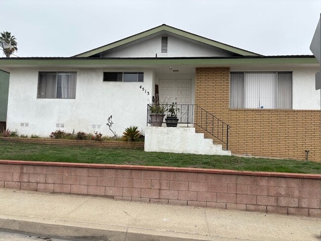 property at 4513 W 132nd St