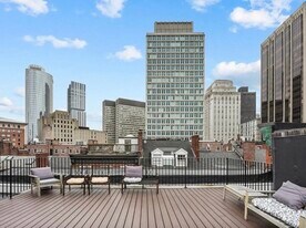 21 Temple Pl, Unit 2 in Boston, MA - Building Photo