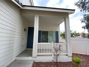 10289 Green Orchard Ct in Las Vegas, NV - Building Photo - Building Photo