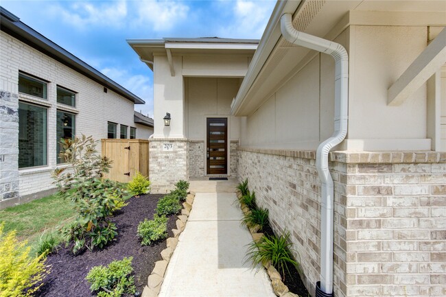 203 Bright Vly Wy in Richmond, TX - Building Photo - Building Photo