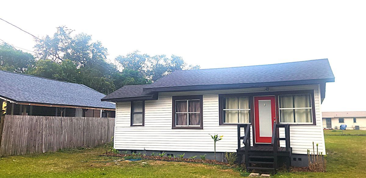 1330 Pine St in Altamonte Springs, FL - Building Photo