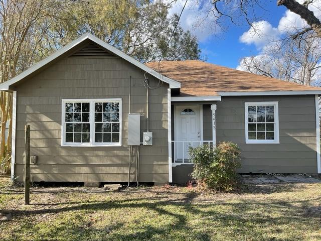 5418 N Masters St in Manvel, TX - Foto de edificio