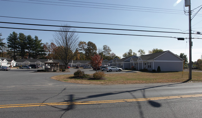 Moss Street Square in Hudson Falls, NY - Building Photo - Building Photo