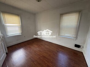 3925 Chicago Ave in Minneapolis, MN - Building Photo - Building Photo