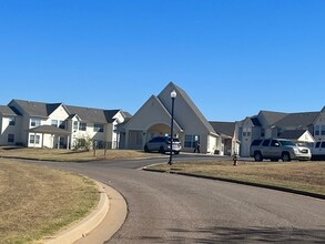 Sycamore Landing Apartments in Mcloud, OK - Building Photo - Building Photo