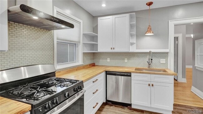 property at 2528 Main St