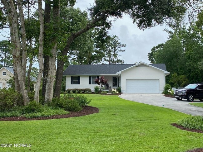 property at 107 Pine Needle Cir