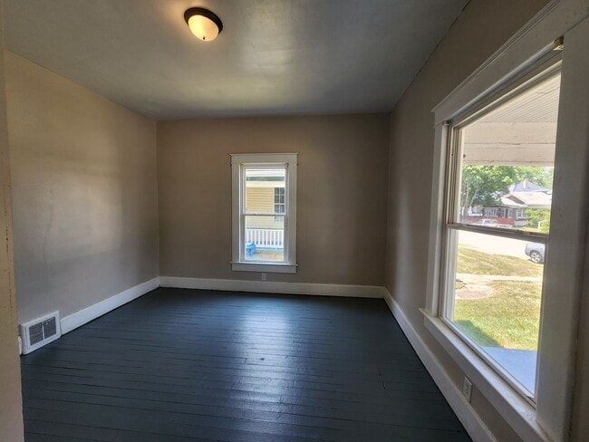 property at 2639 Fenwood Ave