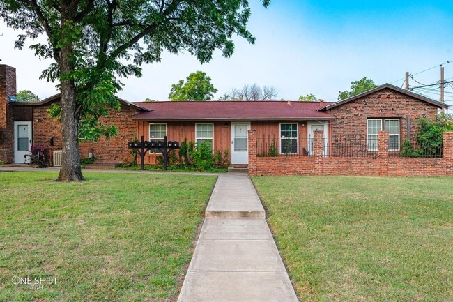 property at 2023 S 5th St