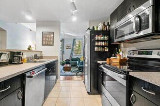 533 NE 3rd Ave, Unit 313 in Fort Lauderdale, FL - Building Photo - Building Photo