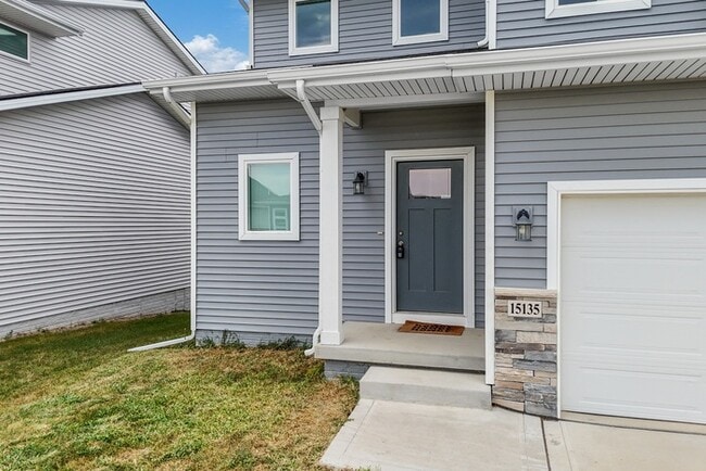 15135 Bellflower Ln in Waukee, IA - Building Photo - Building Photo