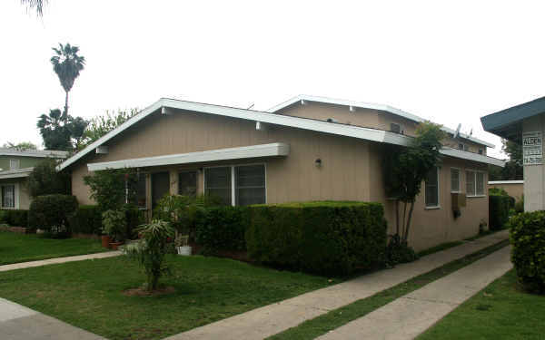 1422 College Ave in Santa Ana, CA - Building Photo - Building Photo