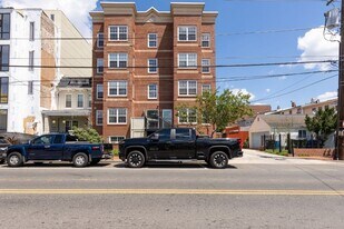 911 Kennedy St NW in Washington, DC - Building Photo