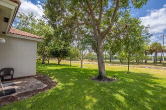 139 2 Pine Dr in West Palm Beach, FL - Building Photo - Building Photo