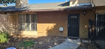 1263 Oakdale Ave in El Cajon, CA - Building Photo