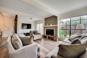 2502 Tierra Dr in Irving, TX - Building Photo - Building Photo