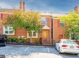 683 Coates Ln in King of Prussia, PA - Building Photo