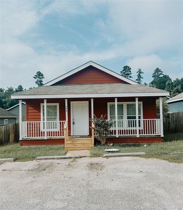 113 Varsity Cir in Huntsville, TX - Building Photo