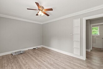 181 Holderness St SW in Atlanta, GA - Building Photo - Building Photo
