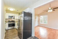 623 Crestmont Ct photo'