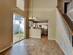 573 W Oaks Dr in Woodstock, GA - Building Photo - Building Photo