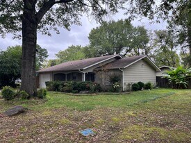 228 E Circle Dr in Russellville, AR - Building Photo