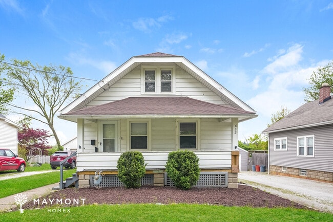 property at 632 E Smith Rd