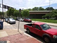 311 N Randolph St photo'