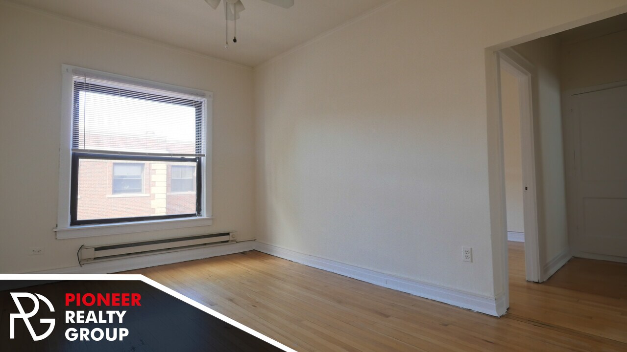 813 W Waveland Ave, Unit 815-3N in Chicago, IL - Building Photo