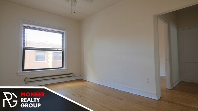 813 W Waveland Ave, Unit 815-3N