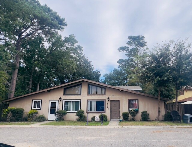 618 35th Ave N in Myrtle Beach, SC - Building Photo