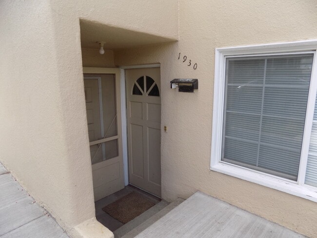 property at 1930 Erie St