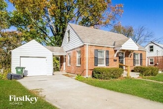 12 Gambier Cir in Cincinnati, OH - Building Photo - Building Photo