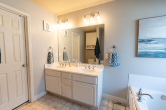 592 Whitefield Ln in Bossier City, LA - Building Photo - Building Photo