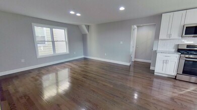 15 Leedsville St, Unit #2 in Boston, MA - Building Photo - Building Photo