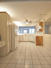 7843 Granville Dr in Tamarac, FL - Building Photo - Building Photo