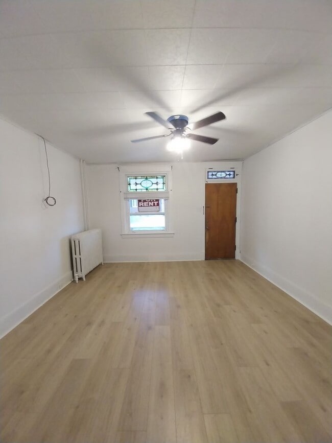 8 S 20th St in Pottsville, PA - Building Photo - Building Photo