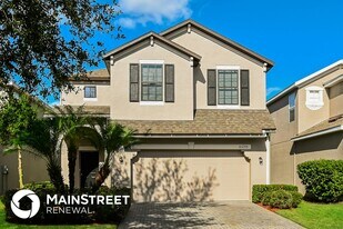 10255 Newminster Loop in Ruskin, FL - Building Photo