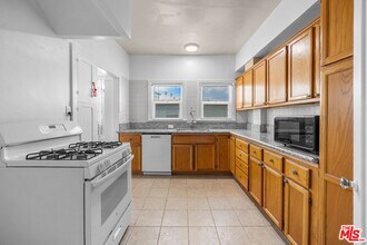 1328 2nd Ave in Los Angeles, CA - Building Photo - Building Photo
