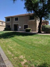 21846 N 40th Way in Phoenix, AZ - Building Photo - Building Photo