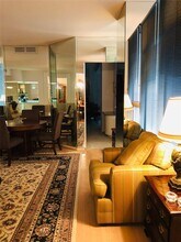 5110 San Felipe St in Houston, TX - Building Photo - Building Photo