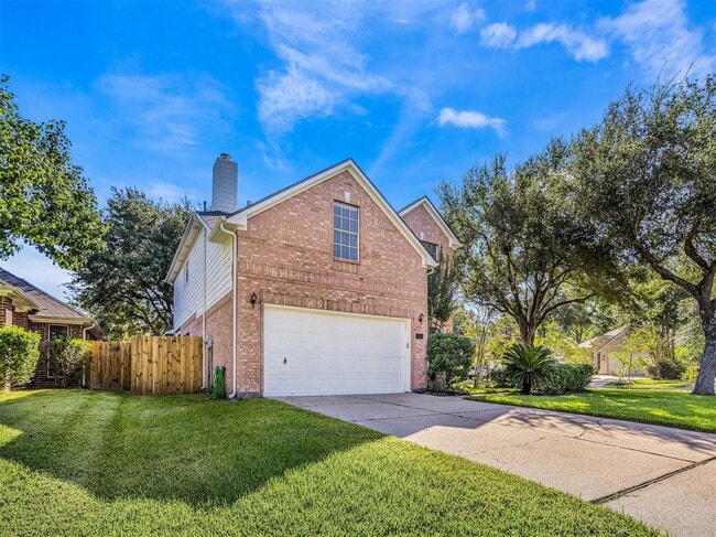 1827 Senca Springs Ct