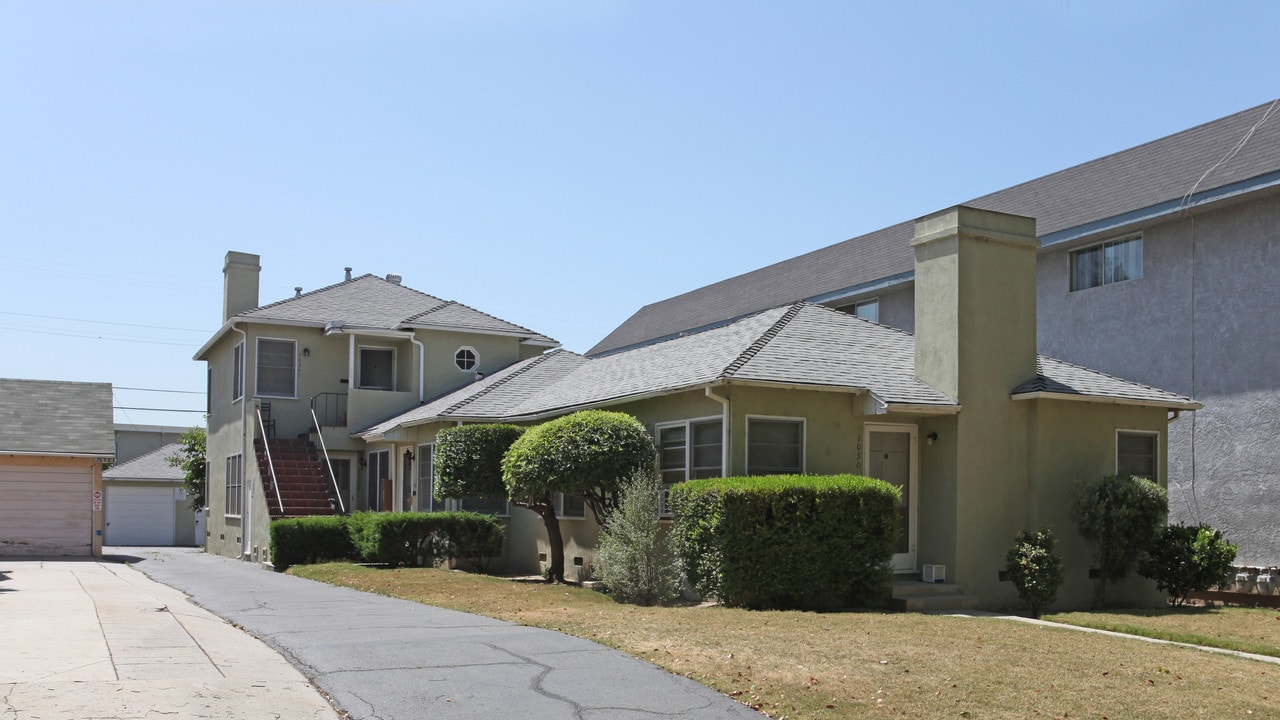 1030 Spazier Ave in Glendale, CA - Building Photo