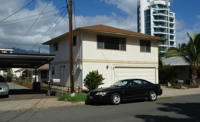 2328 Lime St in Honolulu, HI - Building Photo - Building Photo